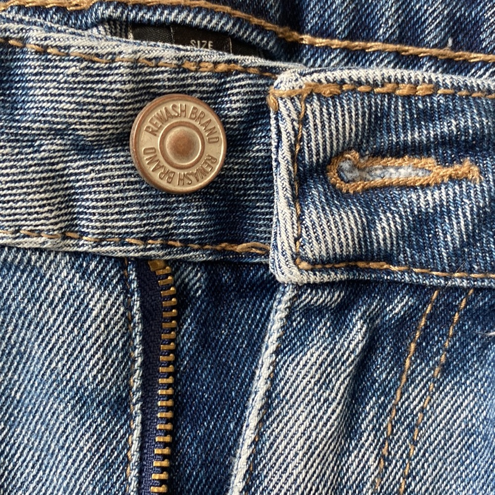 Jeans - Picture 3 of 4